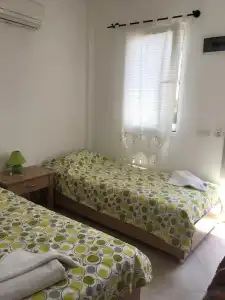 Yilmaz - 33