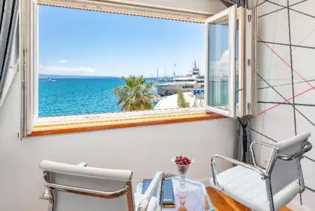 Galeria Valeria Seaside Downtown - Mag Quaint & Elegant Boutiques - 238