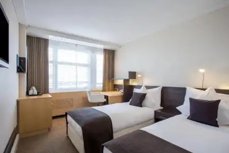Crowne Plaza Zürich by IHG - 43
