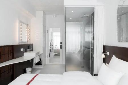 Ruby Coco Dusseldorf - 48