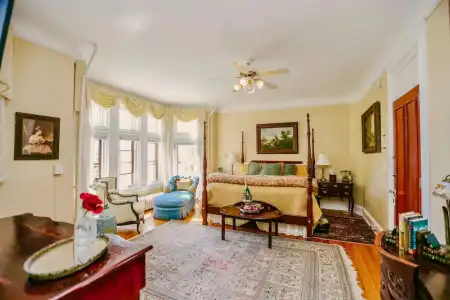 Wilburton Inn - 68