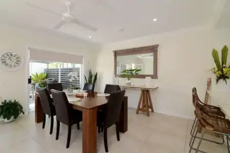 Noosa Entrance Waterfront Resort - 328