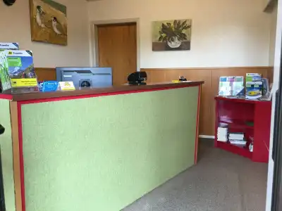 Beetham Park Motel - 8