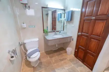 Sabai Inn - 6