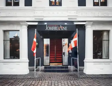 Dancenter Jomfru Ane - 0