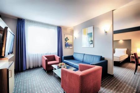 Ramada by Wyndham Essen - 76