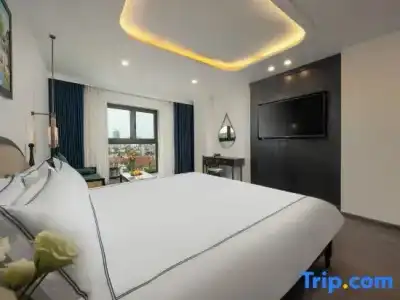 Sq Hang Gai & Spa - 95