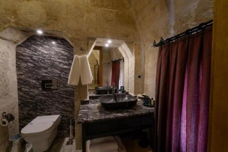 The Niche Cave - 127