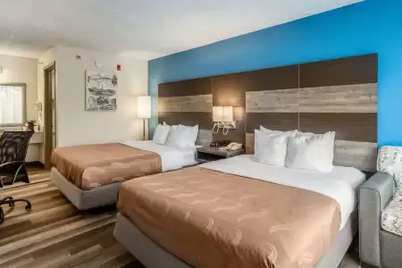 Quality Inn Branson On the Strip - 59