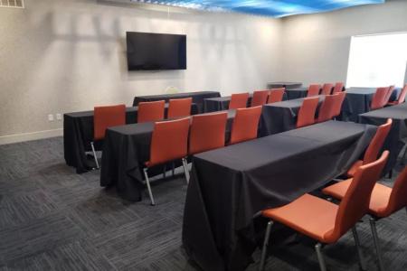 Holiday Inn Express Tampa N I-75 - University Area by IHG - 18