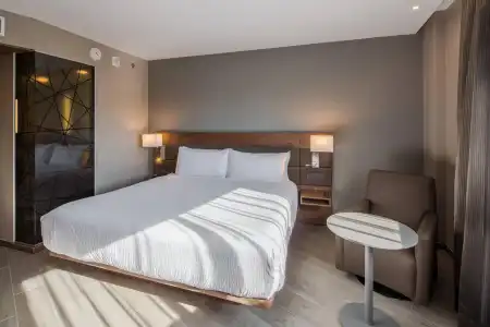 AC by Marriott Guadalajara Expo - 4