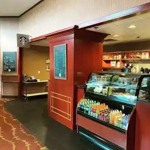 DoubleTree by Hilton - 11