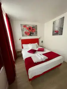 Hôtel De Bordeaux - 24
