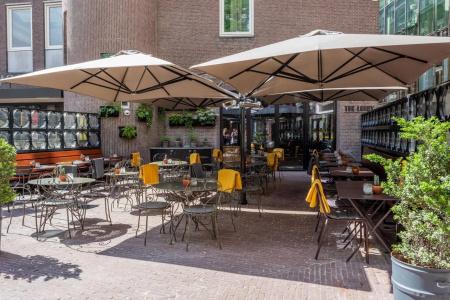 V Nesplein - 18