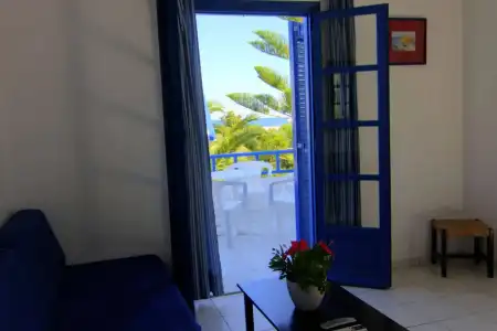 Sirius Apartments - 10