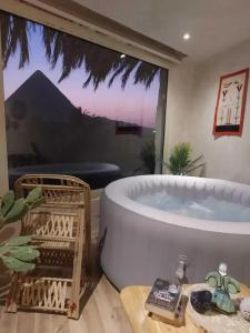 3 Pyramids View Inn - 56
