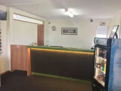 Martin Cash Motel - 10