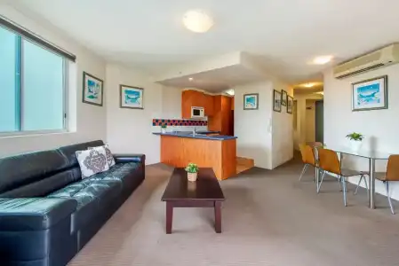 Crystal Bay on the Broadwater - 286
