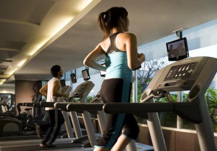 Courtyard by Marriott - 34