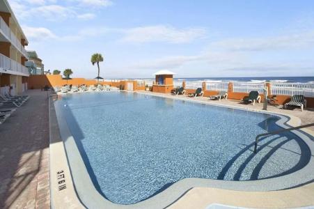 Quality Inn Daytona Beach Oceanfront - 12