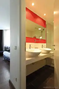 Holiday Inn Genoa City by IHG - 8