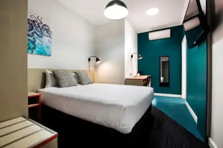 Greenacre - 67