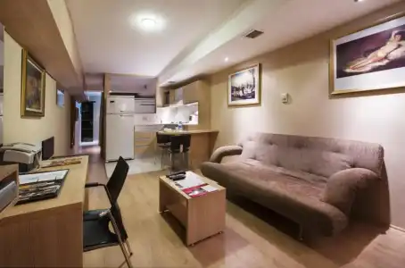 Gallery Residence & - 119