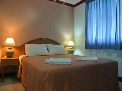 Silla Patong Boutique - 2