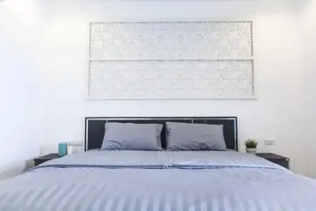 Number 4 Apartment - 32