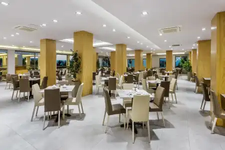 Porto Bello Beach - All Inclusive - 32