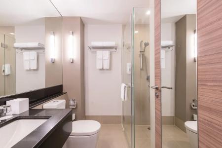 Holiday Inn Express Bangkok Sathorn - 9