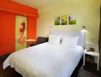 Yanjiang East Garden Inn - 3