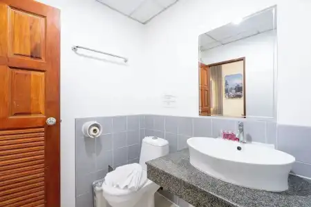Square One Patong - 88
