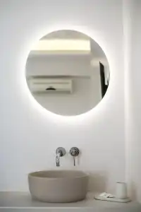 Nikos Studios - 85
