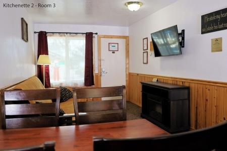 Park Motel and Cabins - 358