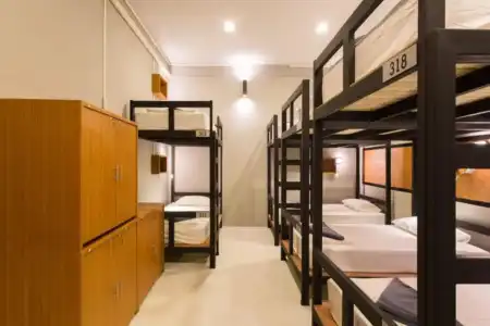 Holiday Station Hostel - 6