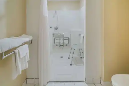 Americas Best Value Inn Fargo - 31