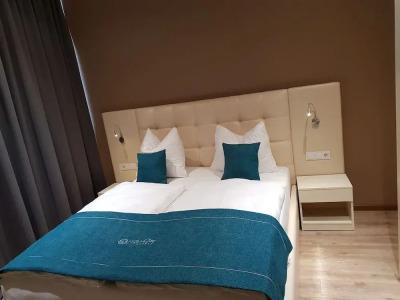 RheinCity & Boardinghouse - 5