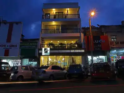Cafe Aroma Inn - 24