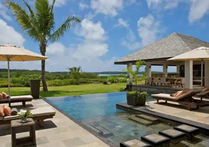 The Bay Club at Anahita - 11