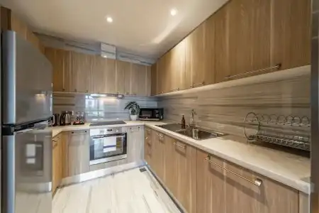Sherwood Suites - 126