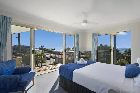 Golden Riviera Beach Resort - 5
