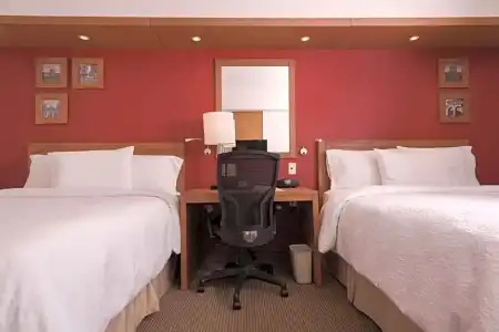 Hampton Inn by Hilton Guadalajara/Expo - 51