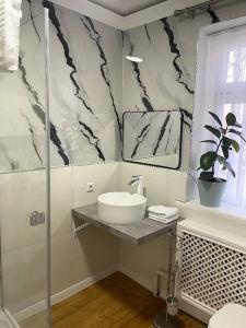 Family Guest House & Hostel - 50