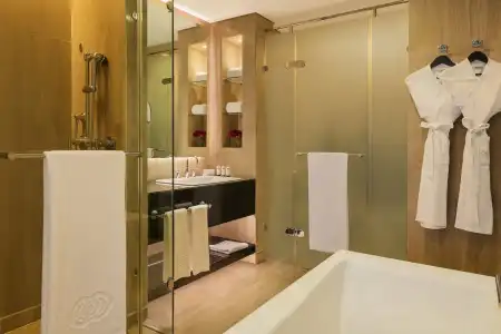 Sofitel Abu Dhabi Corniche - 12