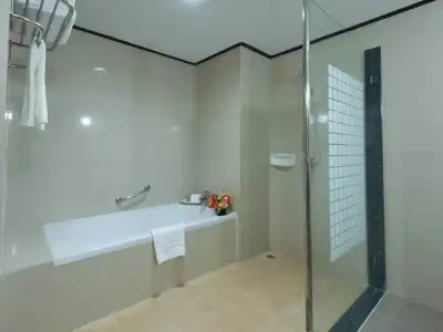 Dynasty Grande - 8