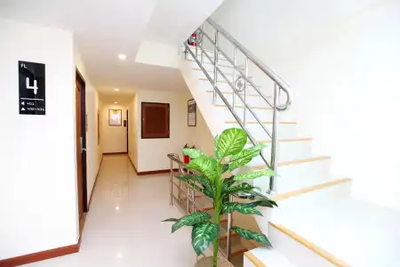 V Check Inn Sukhumvit 22 - 13