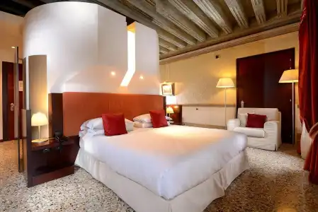 Ruzzini Palace - 39