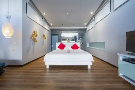 The Houben, Adult Only - 257