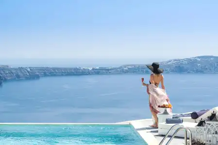 Mythical Blue Luxury Suites - 6